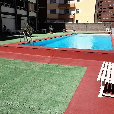 Apartmán En La Rambla Con Piscina *